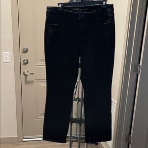 Maurices Women's Black Straight Leg Jeans